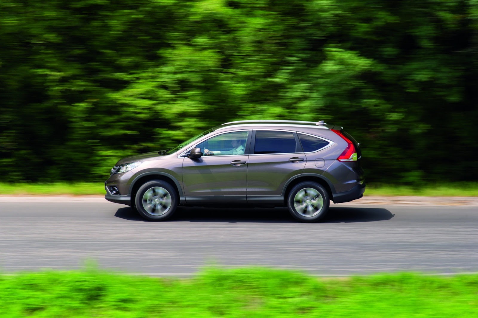 Honda CR-V Diesel chỉ tiêu tốn 4.5 lít/100km